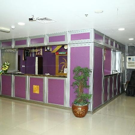 דובאי Golden Square Hotel Apartments מראה חיצוני תמונה