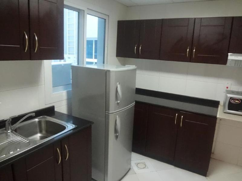 דובאי Golden Square Hotel Apartments מראה חיצוני תמונה