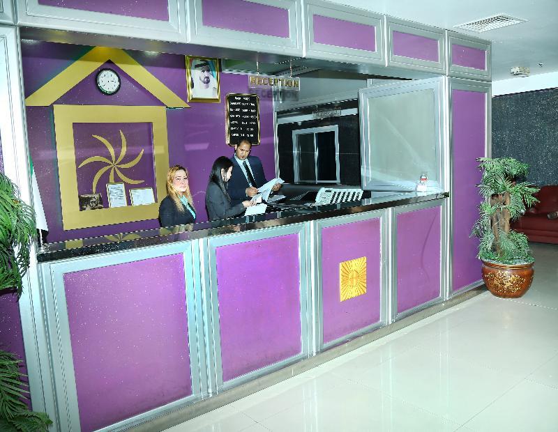 דובאי Golden Square Hotel Apartments מראה חיצוני תמונה